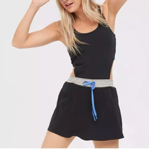 NWT Aerie Offline Tennis Skort Romper with Open Back size Large - Picture 2 of 12